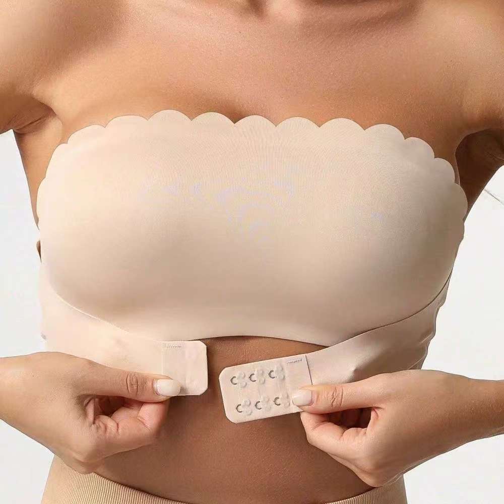 Oblique Shoulder Hollow-out Lace Band Chest Pad Naked Women Sense Seamless Bras - deyday